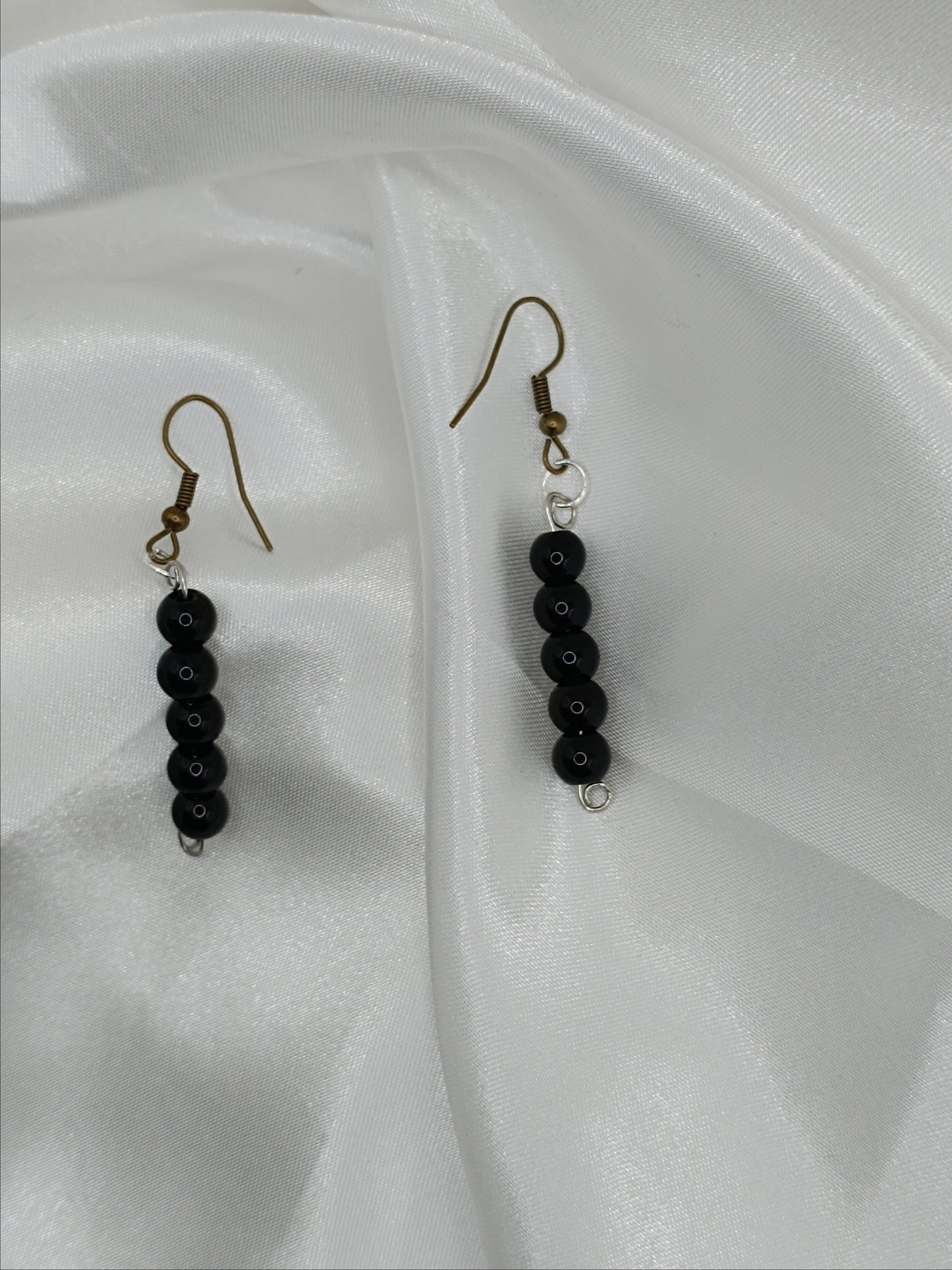 Boucle perle obstidienne