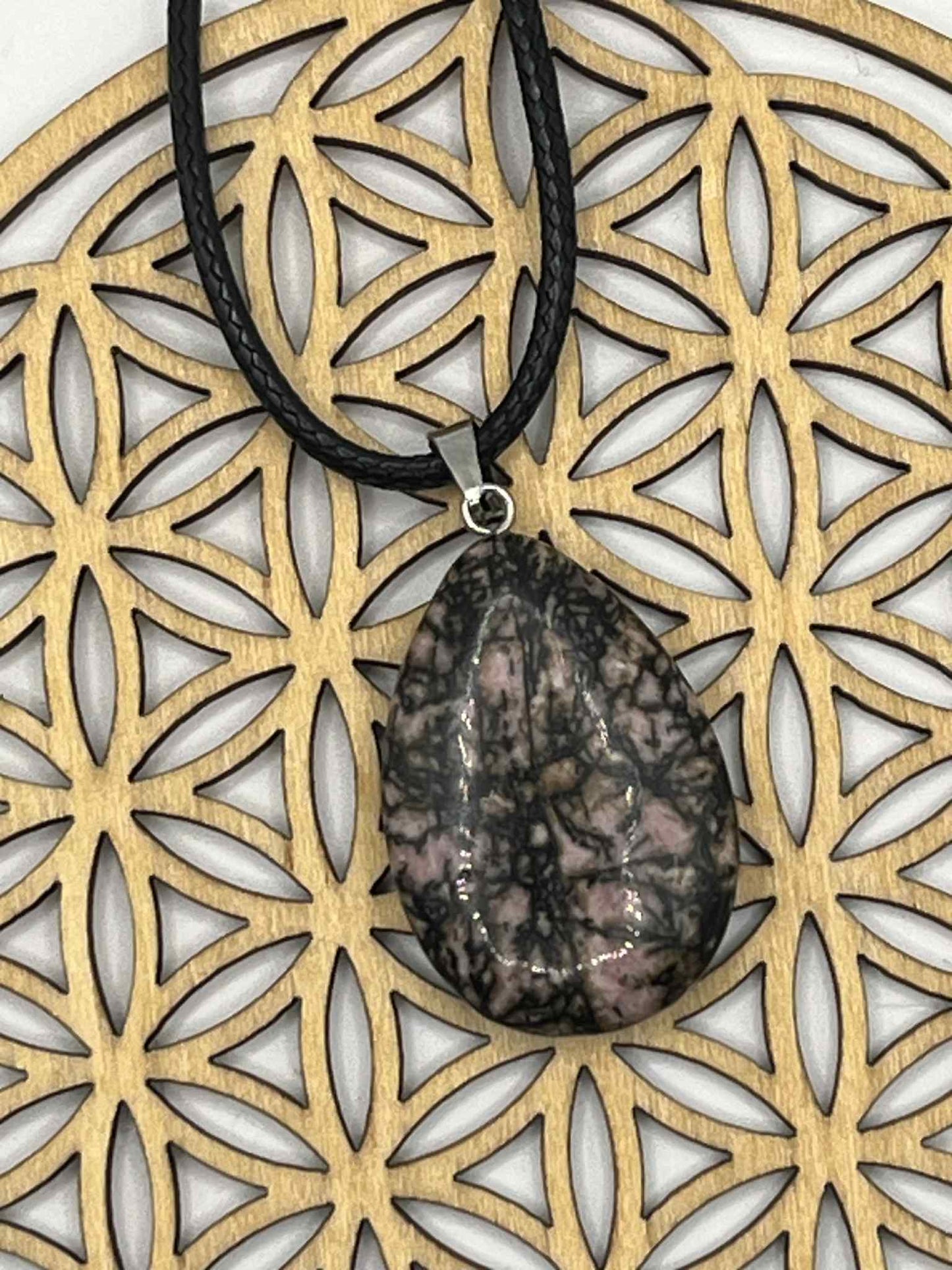 collier Larme Rhodonite 3cm